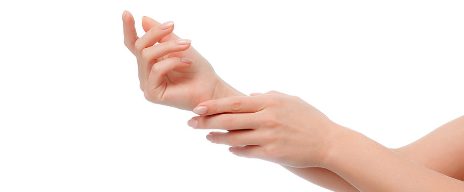 perecer episodio Suyo Cuál es el mejor tratamiento para el rejuvenecimiento de las manos?